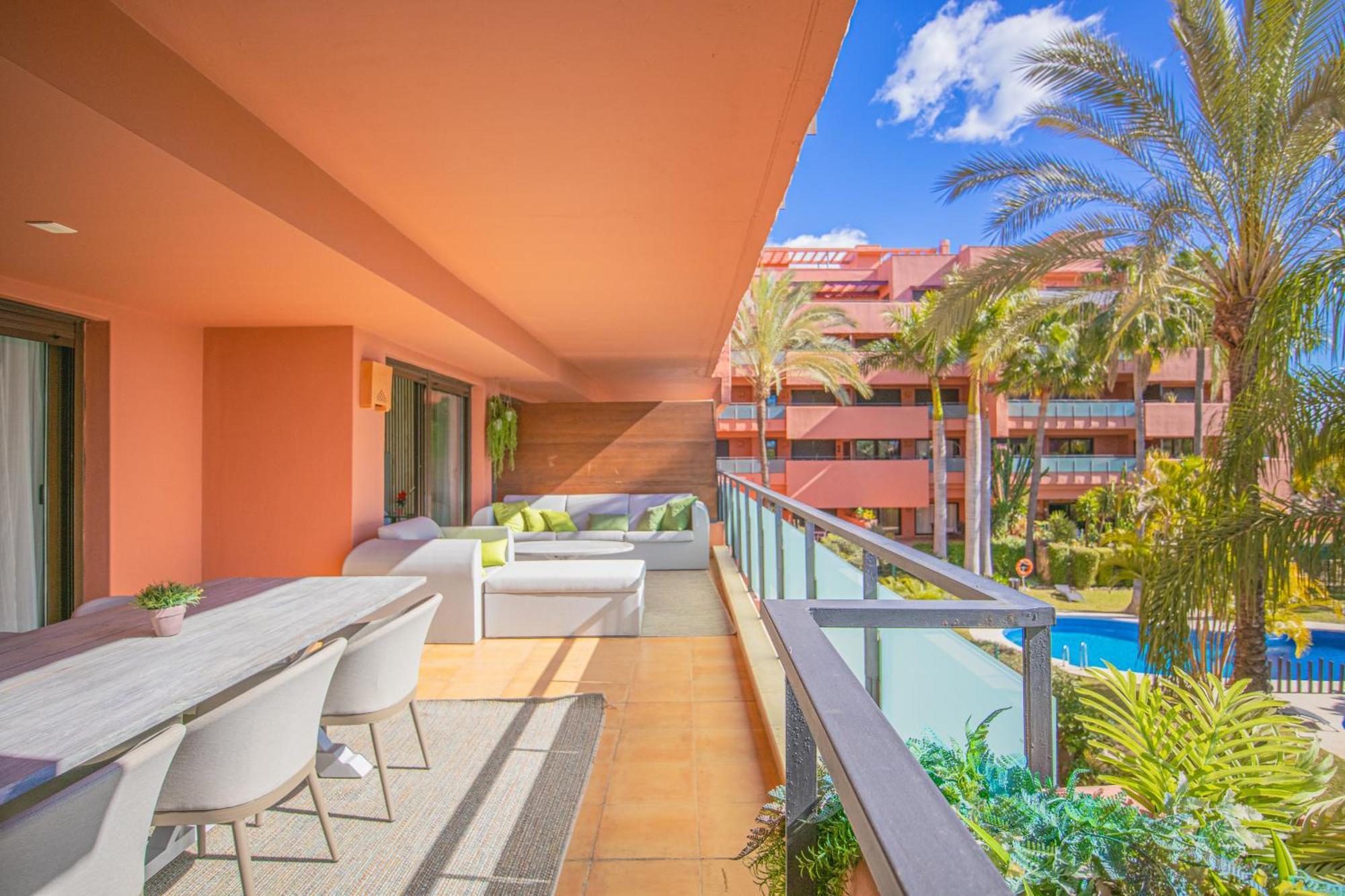 Buenti Apartamento Estepona